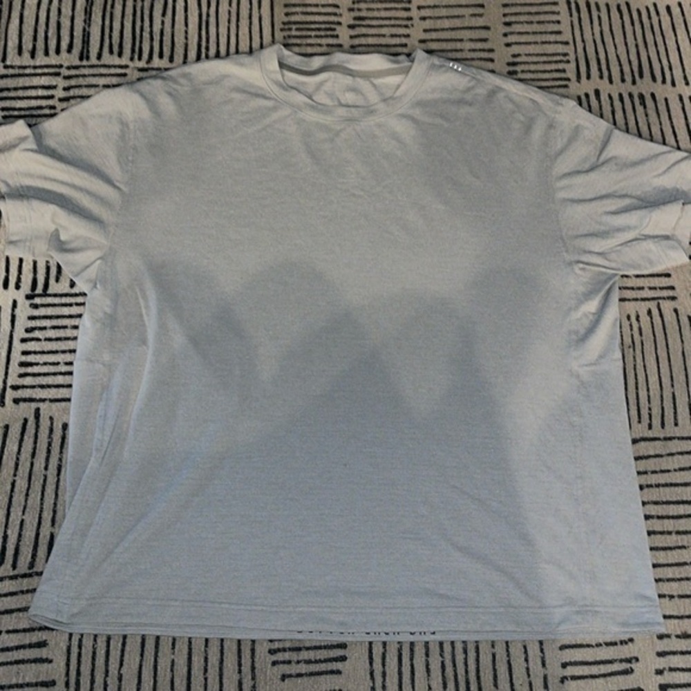 Lululemon Shirt Tee Mens XL Drysense Short Sleeve Better Each Day ~flaw